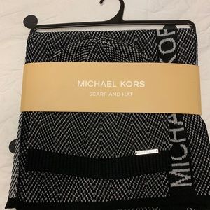 New Michael Kors Scarf and Hat